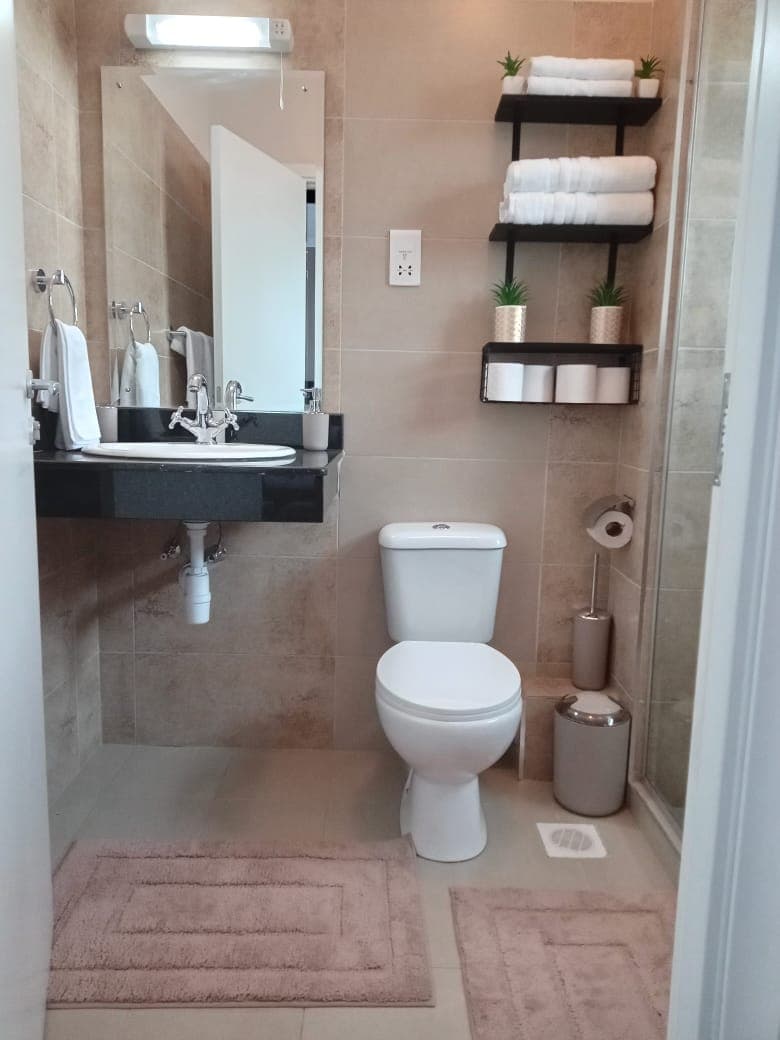 Bathroom  Makeover, Renovations & Fitouts example 2